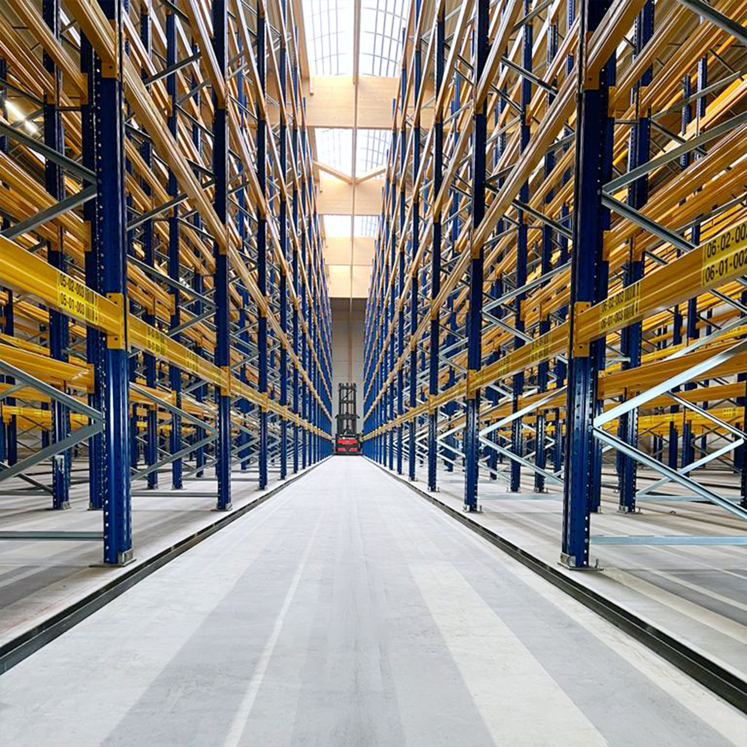 Lagerlogistik, Logistikdienstleister Zobel aus Wetter (Ruhr), Nordrhein-Westfalen, Deutschland