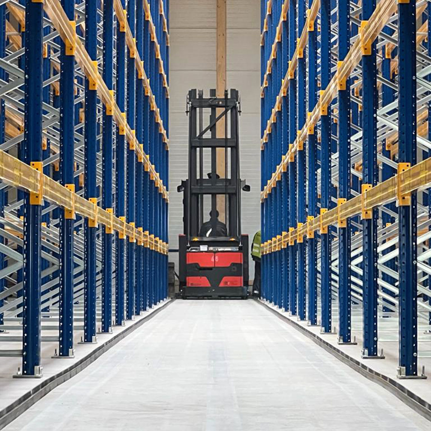 Lagerlogistik, Logistikdienstleister Zobel aus Wetter (Ruhr), Nordrhein-Westfalen, Deutschland