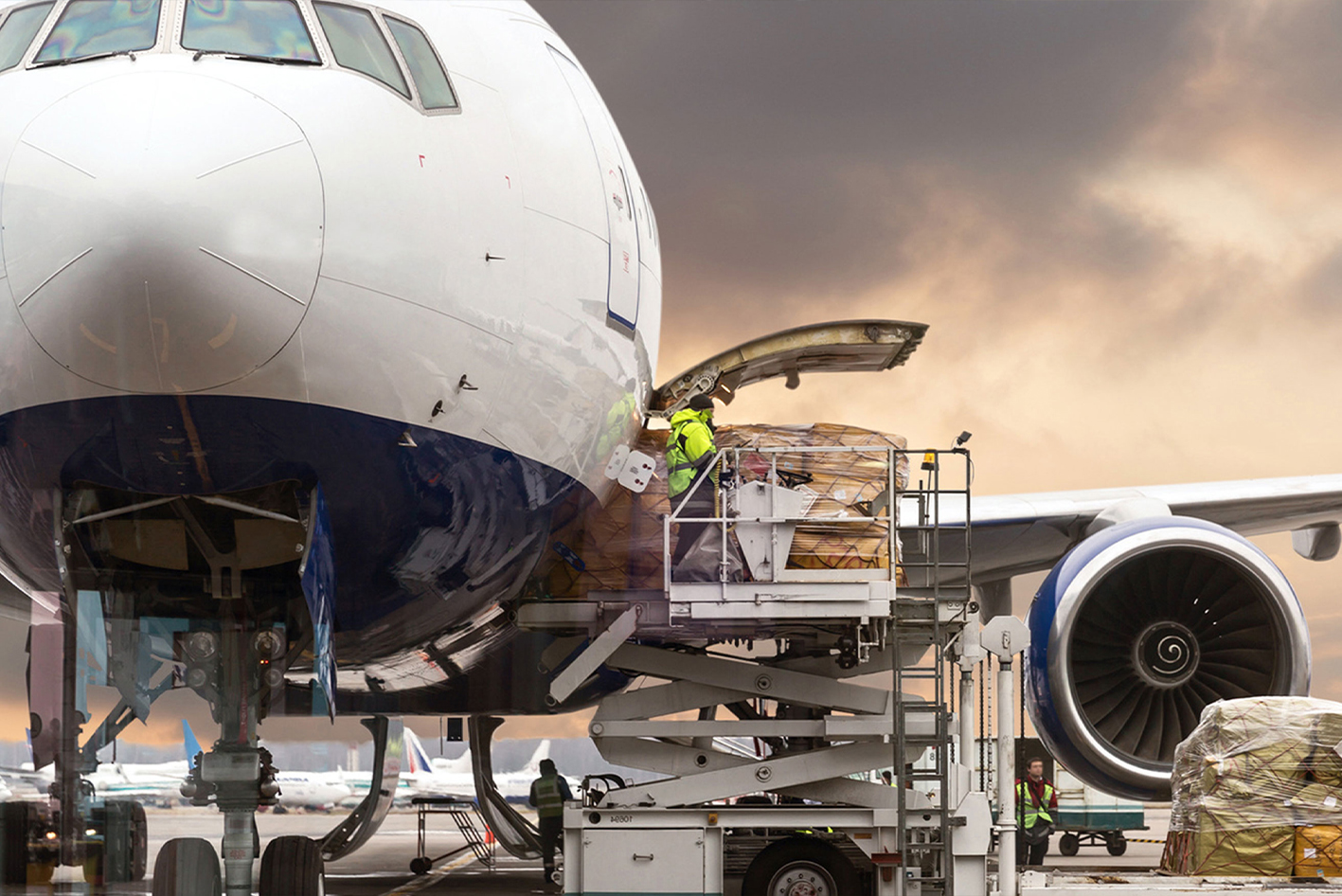 Speditionversand und Logistik: Luftfracht